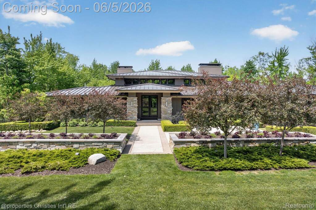 4 Bedroom Single Family Home/House's Image 91