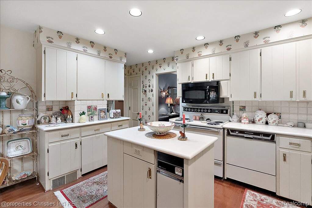 3 Bedroom Single Family Home/House's Image 10