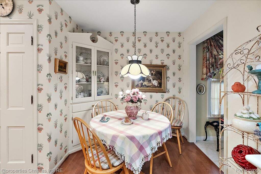 3 Bedroom Single Family Home/House's Image 12