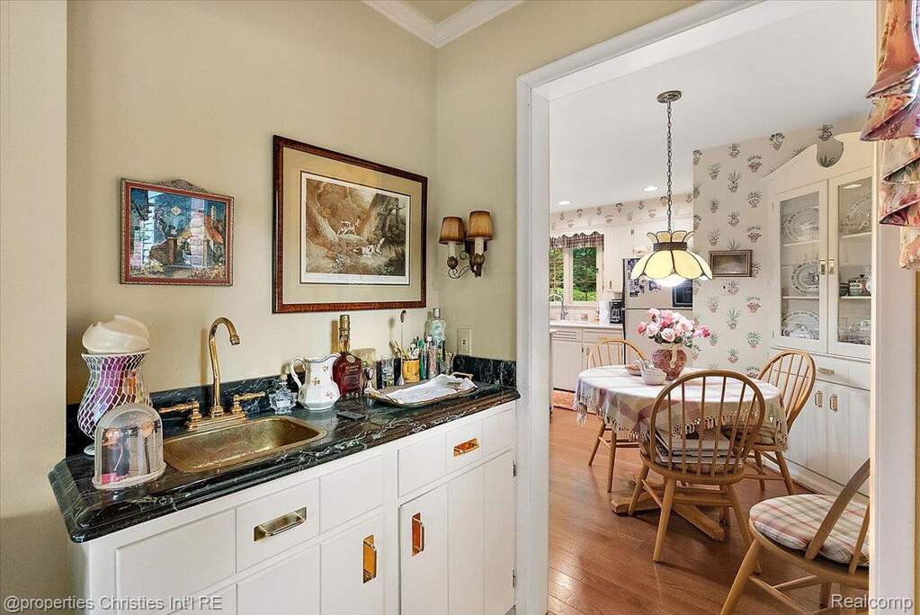 3 Bedroom Single Family Home/House's Image 13
