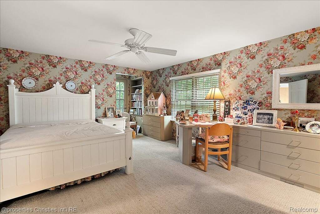 3 Bedroom Single Family Home/House's Image 24