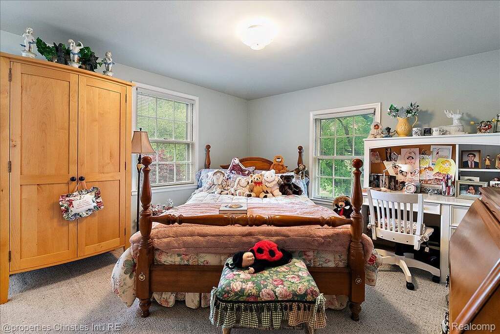 3 Bedroom Single Family Home/House's Image 28