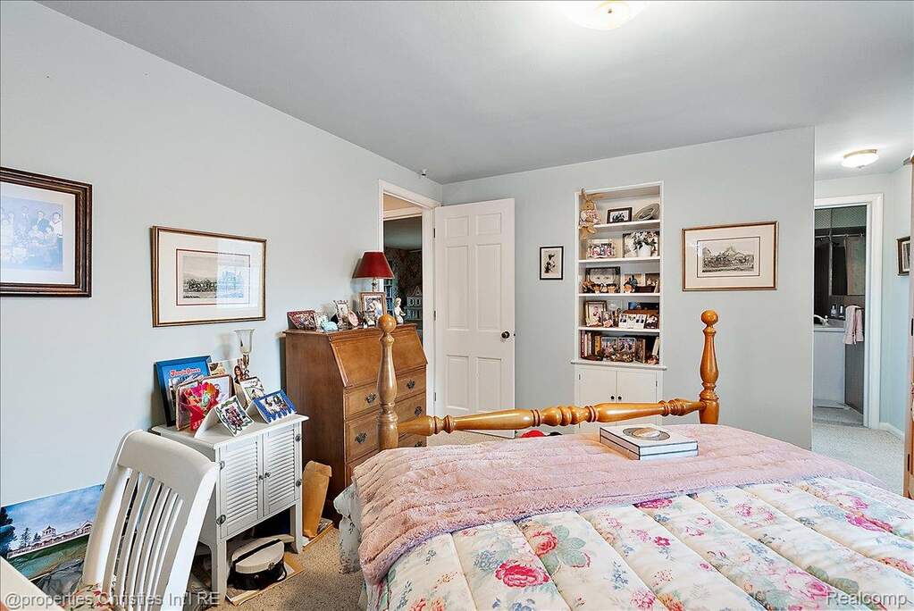 3 Bedroom Single Family Home/House's Image 29
