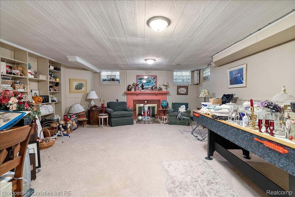 3 Bedroom Single Family Home/House's Image 36