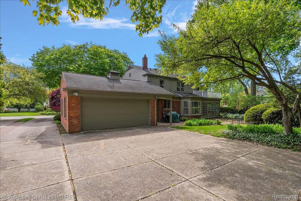 3 Bedroom Single Family Home/House's Image 40