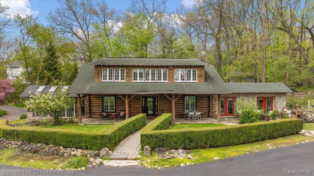 Single family home