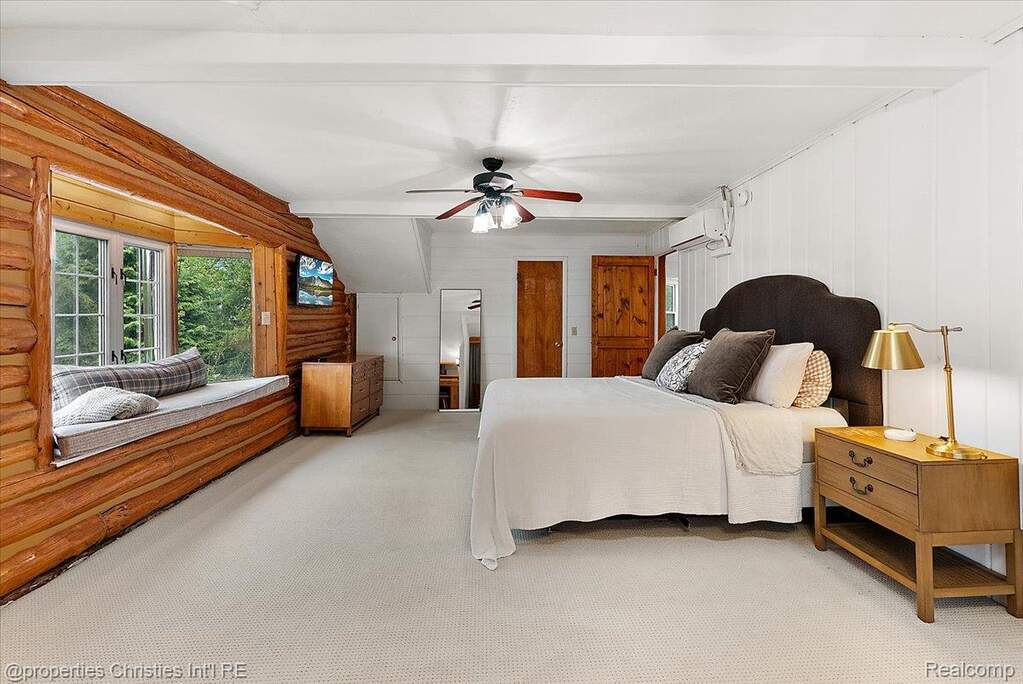 3 Bedroom Single Family Home/House's Image 24