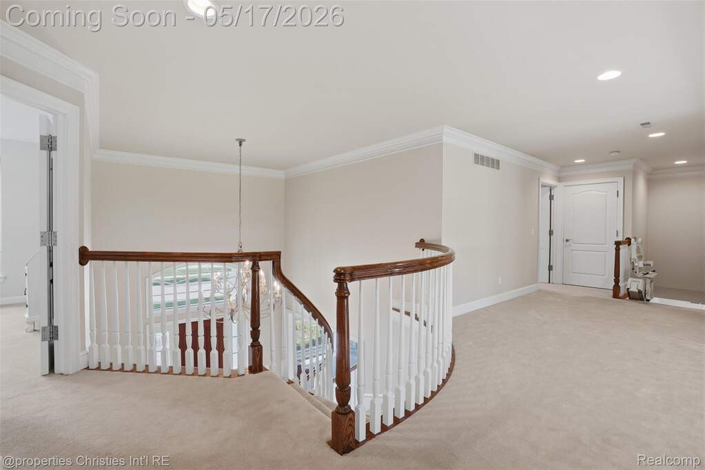 5 Bedroom Single Family Home/House's Image 21