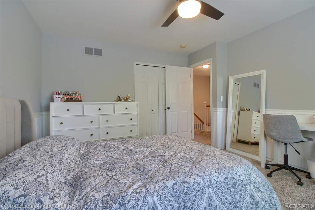 4 Bedroom Single Family Home/House's Image 23