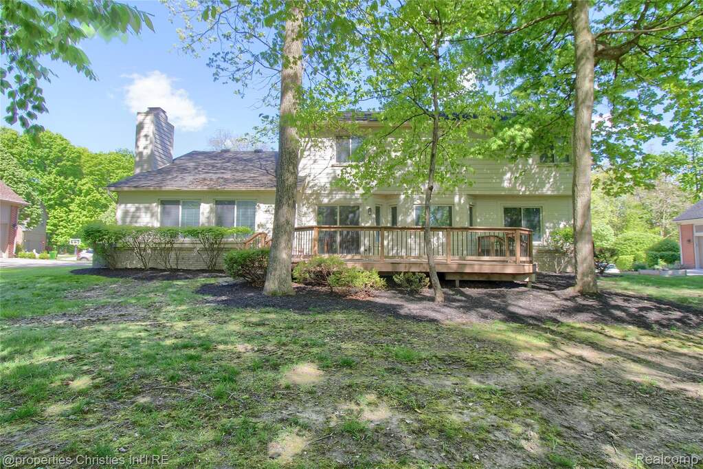 4 Bedroom Single Family Home/House's Image 33