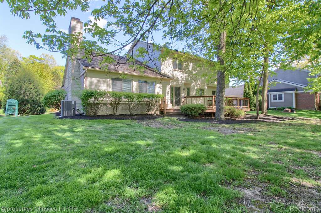 4 Bedroom Single Family Home/House's Image 34