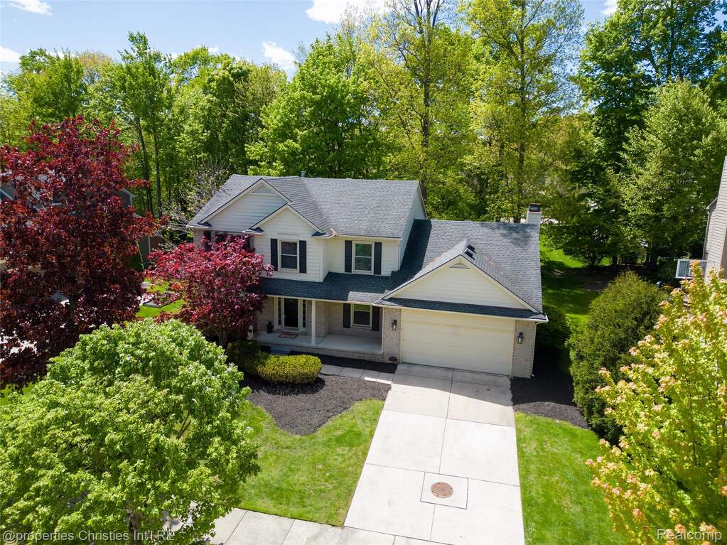 4 Bedroom Single Family Home/House's Image 41