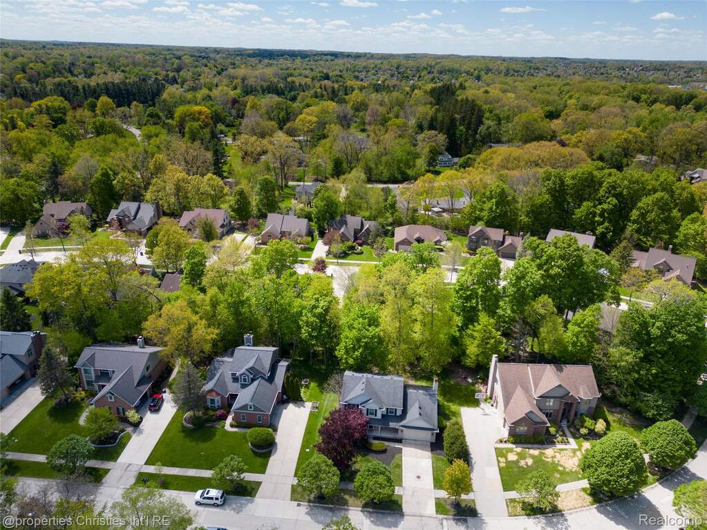 4 Bedroom Single Family Home/House's Image 48