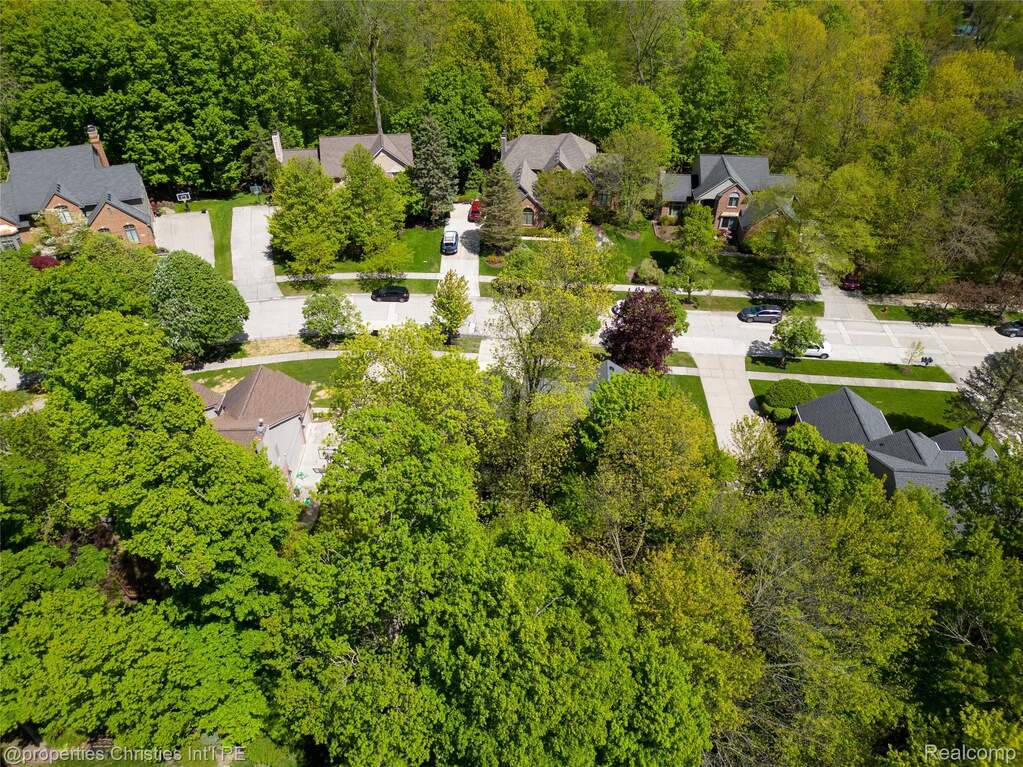 4 Bedroom Single Family Home/House's Image 51