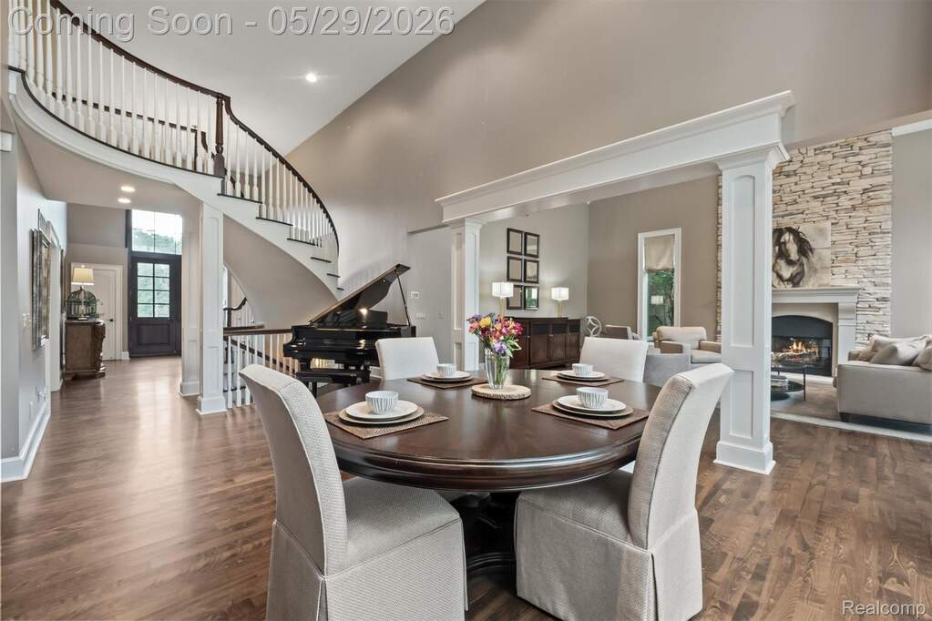 4 Bedroom Single Family Home/House's Image 12