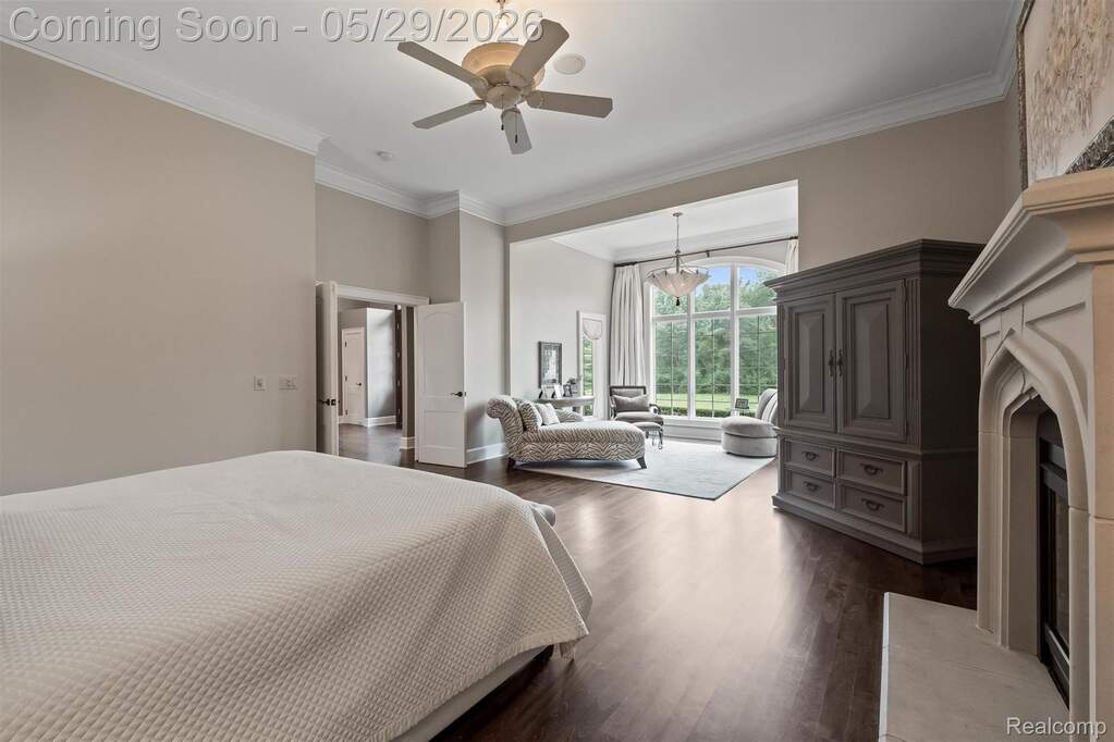 4 Bedroom Single Family Home/House's Image 31