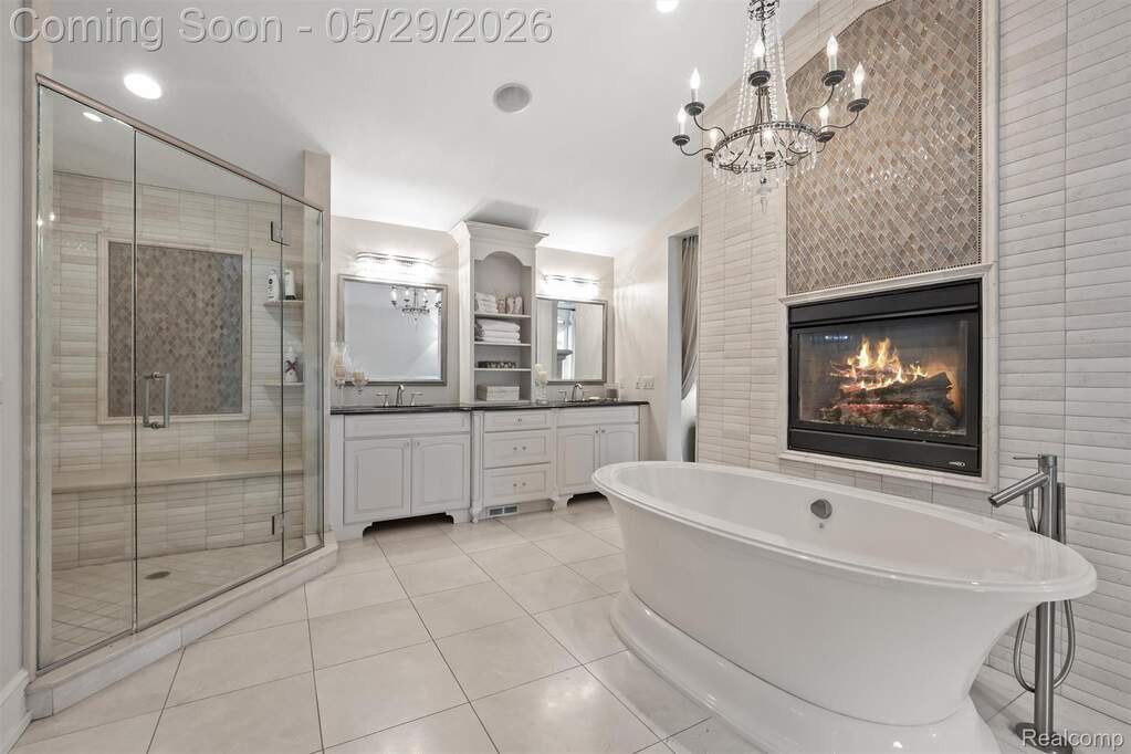 4 Bedroom Single Family Home/House's Image 35