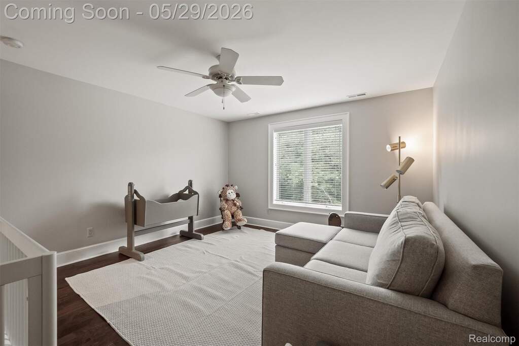 4 Bedroom Single Family Home/House's Image 43