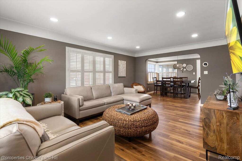 3 Bedroom Single Family Home/House's Image 21