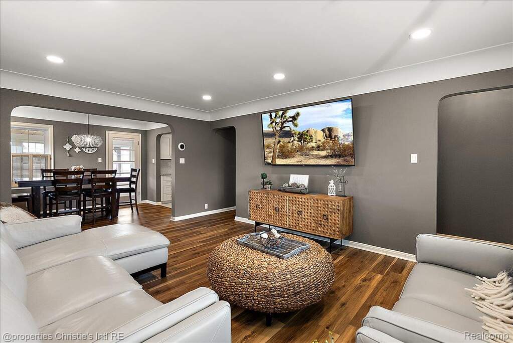 3 Bedroom Single Family Home/House's Image 23