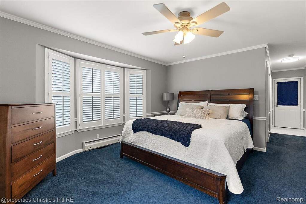 3 Bedroom Single Family Home/House's Image 29