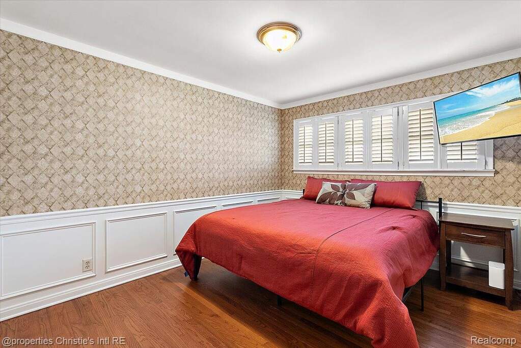 3 Bedroom Single Family Home/House's Image 37