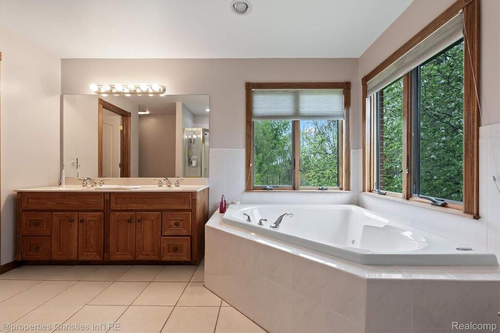 3 Bedroom Single Family Home/House's Image 19