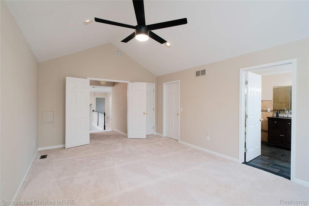 4 Bedroom Single Family Home/House's Image 24
