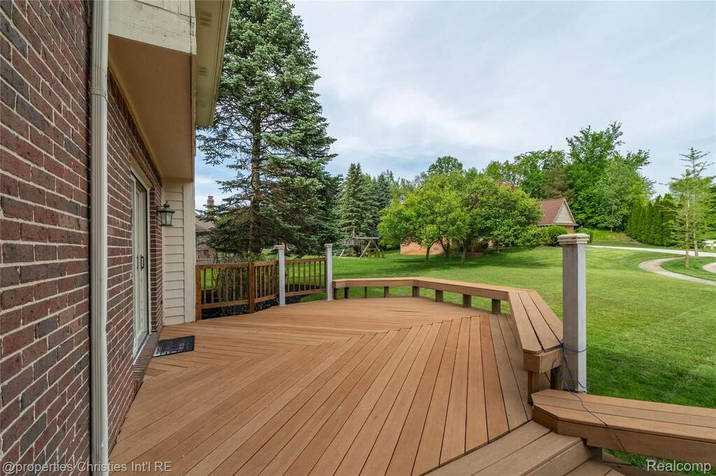 4 Bedroom Single Family Home/House's Image 44