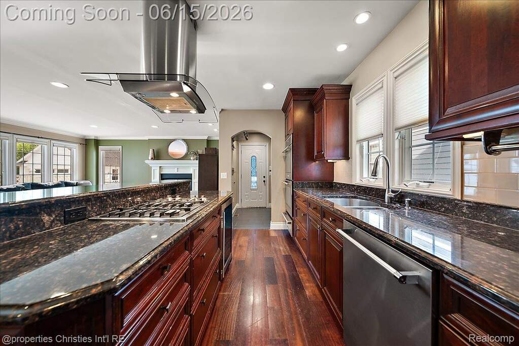 3 Bedroom Single Family Home/House's Image 12