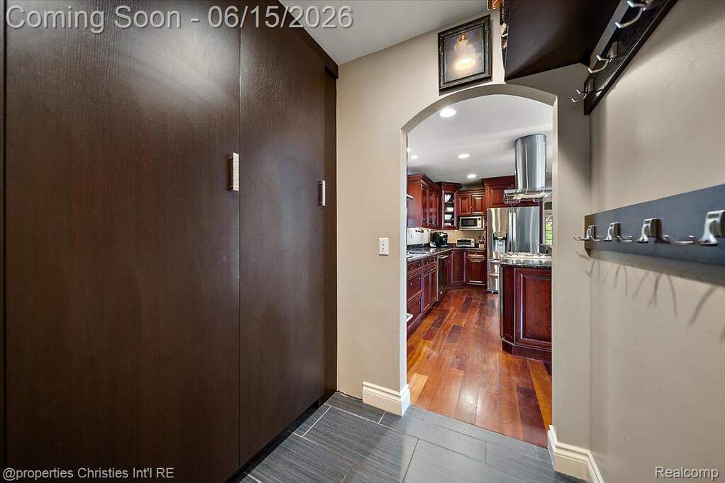 3 Bedroom Single Family Home/House's Image 14