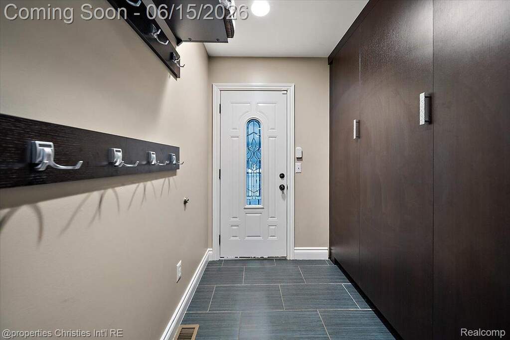 3 Bedroom Single Family Home/House's Image 15