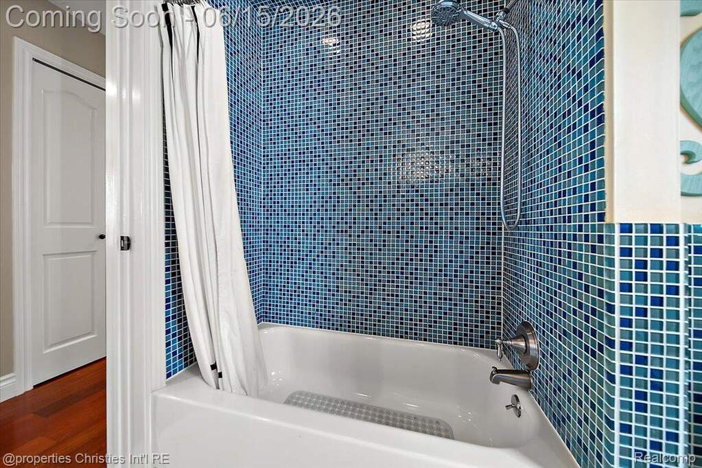 3 Bedroom Single Family Home/House's Image 29
