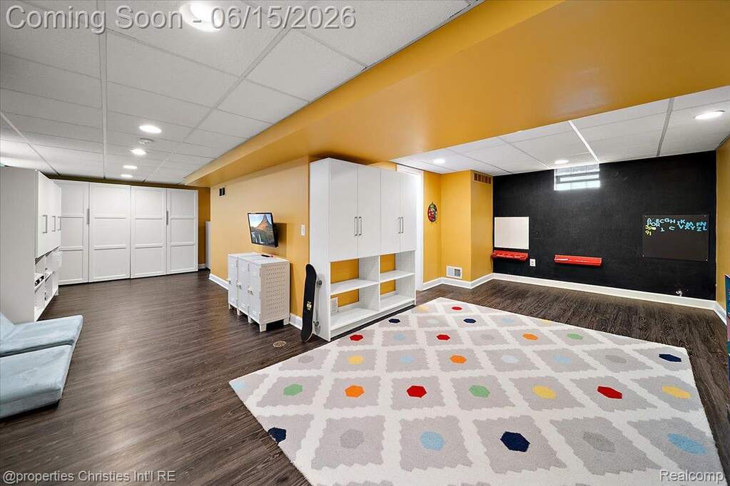 3 Bedroom Single Family Home/House's Image 32
