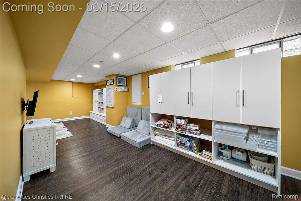 3 Bedroom Single Family Home/House's Image 35