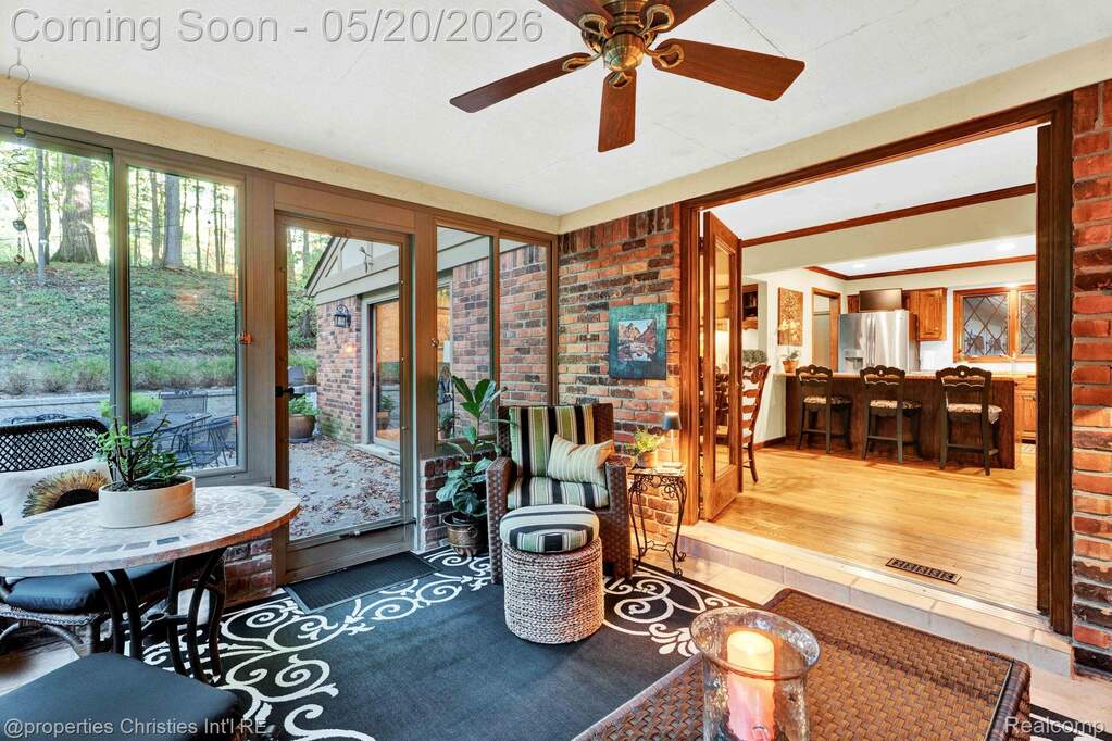 4 Bedroom Single Family Home/House's Image 21