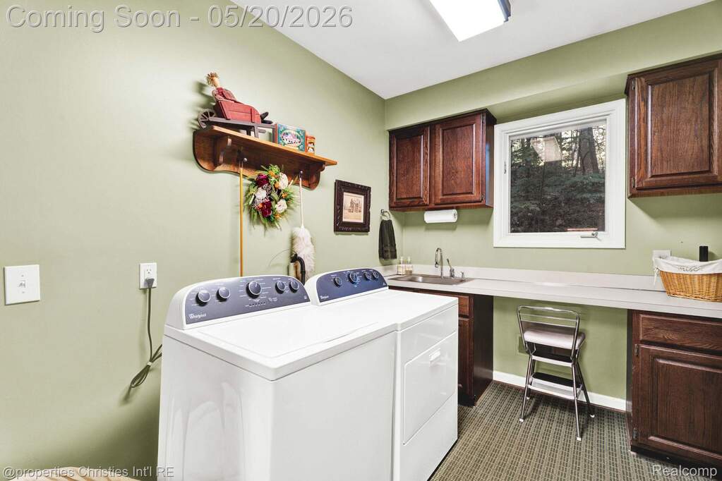 4 Bedroom Single Family Home/House's Image 24