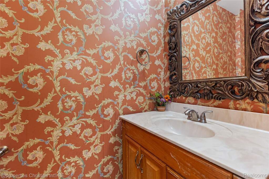 4 Bedroom Single Family Home/House's Image 26