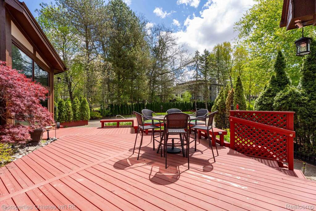 4 Bedroom Single Family Home/House's Image 37