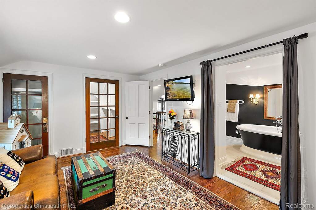 3 Bedroom Single Family Home/House's Image 24