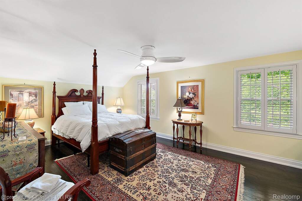 3 Bedroom Single Family Home/House's Image 28