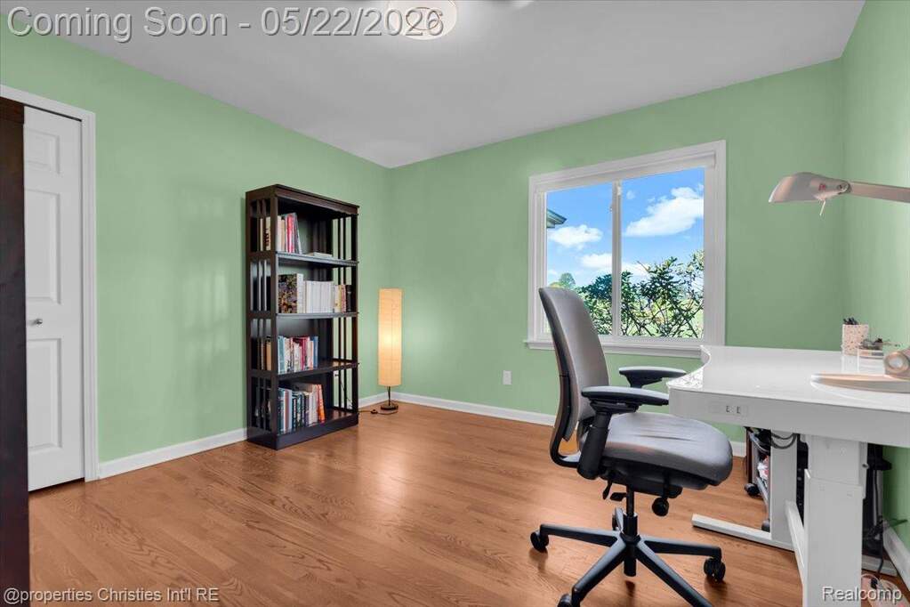 4 Bedroom Single Family Home/House's Image 17