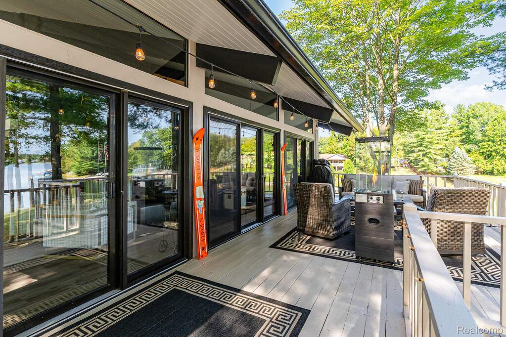 4 Bedroom Single Family Home/House's Image 13