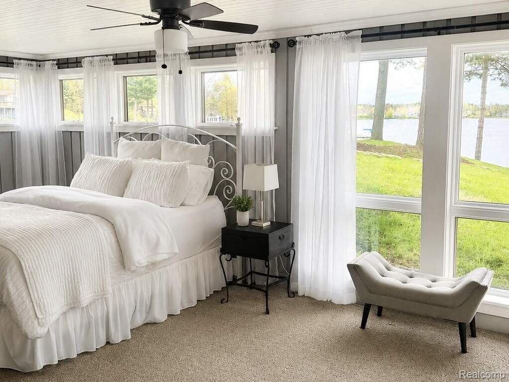 4 Bedroom Single Family Home/House's Image 35