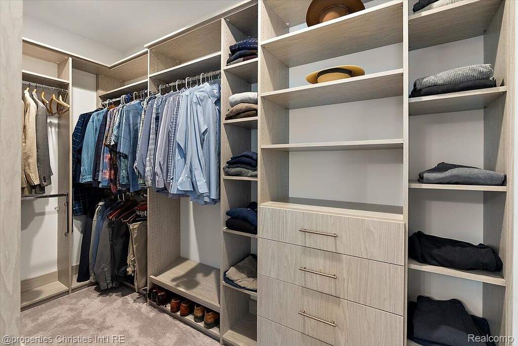 2 Bedroom Apartment/Flat's Image 24