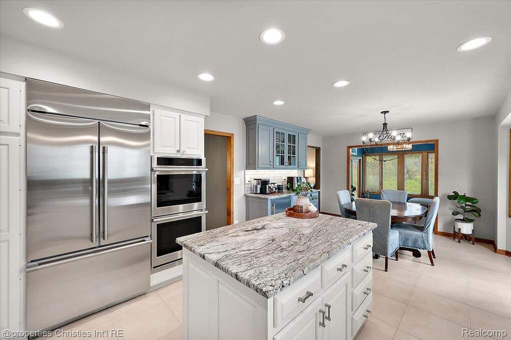 4 Bedroom Single Family Home/House's Image 13