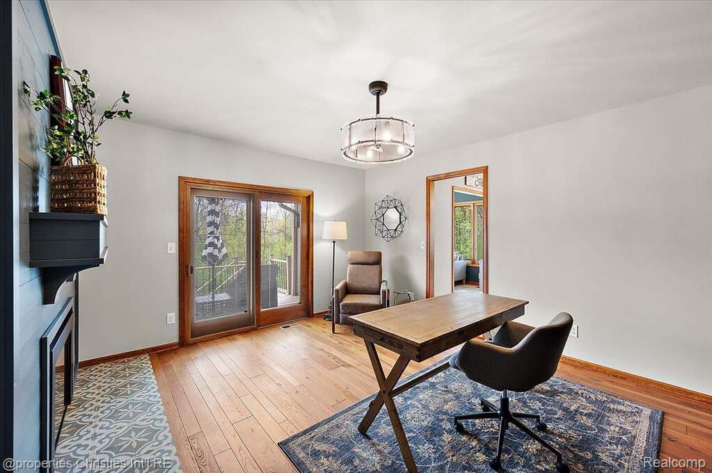 4 Bedroom Single Family Home/House's Image 19