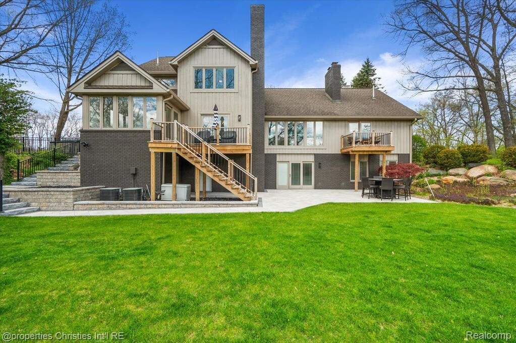 4 Bedroom Single Family Home/House's Image 58