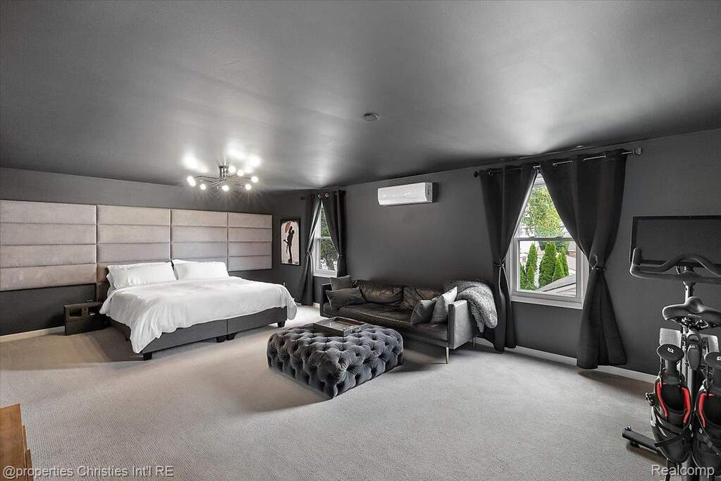 3 Bedroom Single Family Home/House's Image 15
