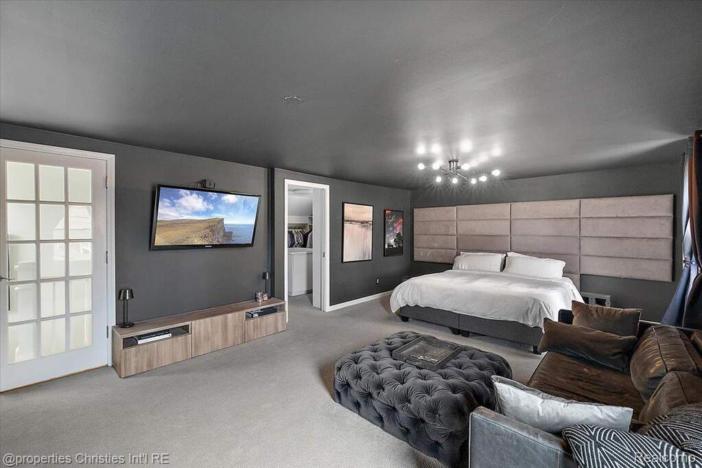 3 Bedroom Single Family Home/House's Image 16